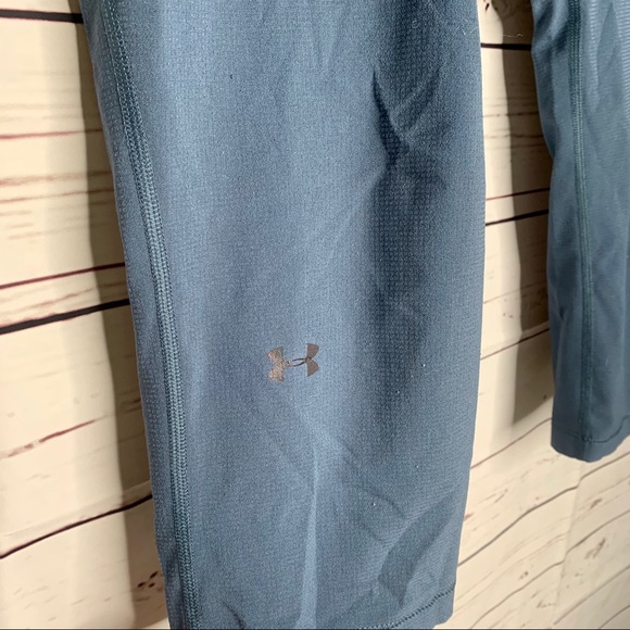 Under Armour | Crop Blue Gray Leggings - Picture 2 of 8